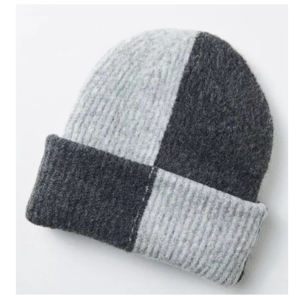 Maeve Colorblock Beanie